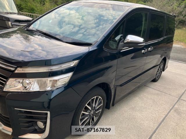 Toyota VOXY 2015-08 7226883-2