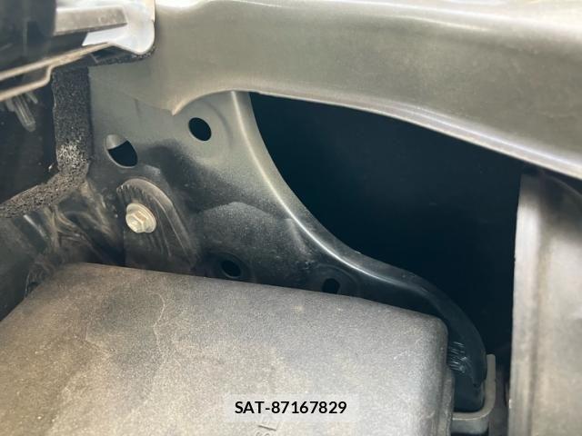 Toyota VOXY 2015-08 7226883-29