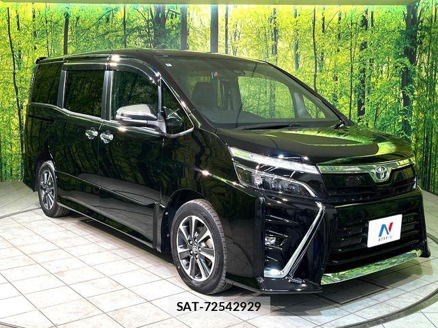 Toyota VOXY 2020-08 7226944-15
