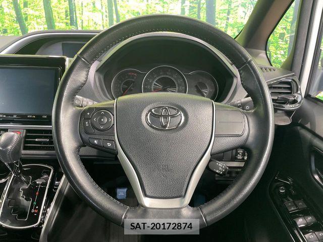 Toyota VOXY 2020-03 7226940-12