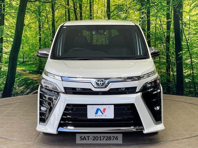 Toyota VOXY 2020-03 7226940-15