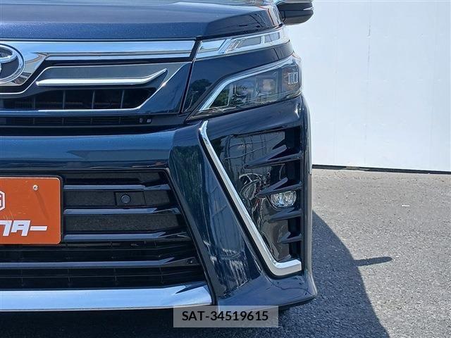 Toyota VOXY 2021-05 7215957-25