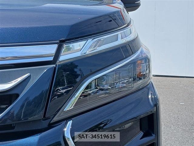 Toyota VOXY 2021-05 7215957-26