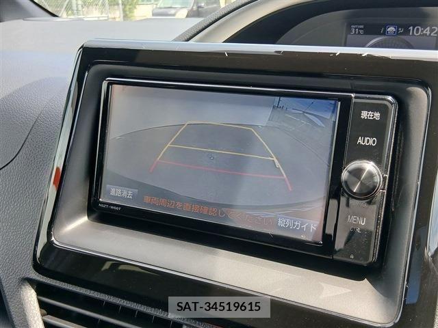 Toyota VOXY 2021-05 7215957-3