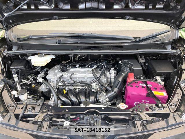 Toyota VOXY 2021-05 7226956-17