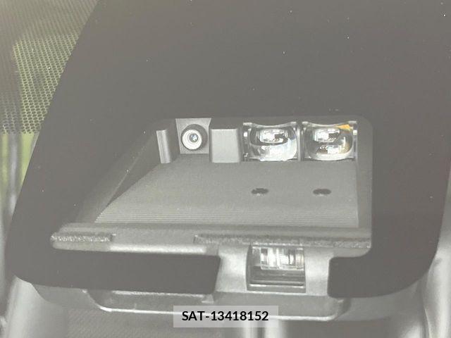 Toyota VOXY 2021-05 7226956-5