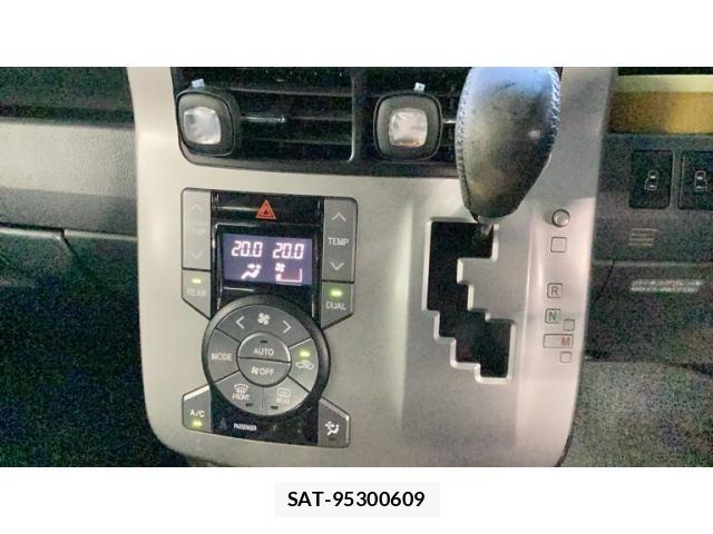Toyota VOXY 2009-07 7226850-10
