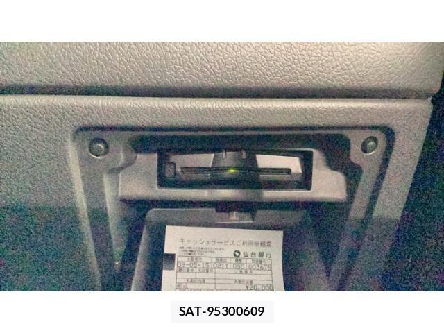 Toyota VOXY 2009-07 7226850-13