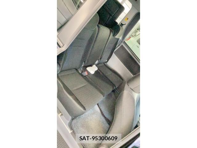 Toyota VOXY 2009-07 7226850-18