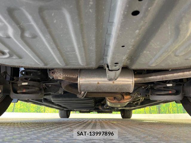 Toyota VOXY 2018-01 7226919-19