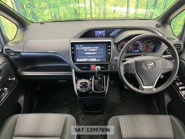 Toyota VOXY 2018-01 7226919-2