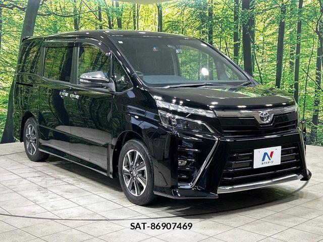 Toyota VOXY 2021-04 7226950-15