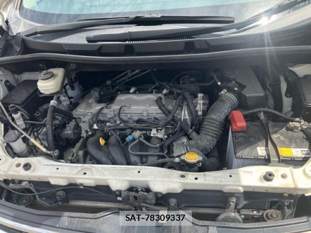 Toyota VOXY 2011-08 7226861-18