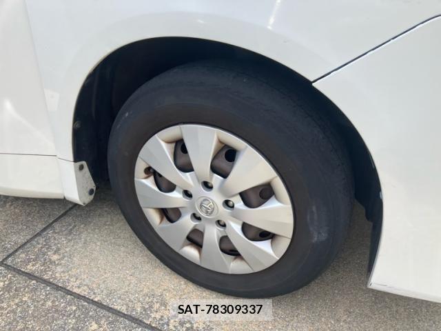 Toyota VOXY 2011-08 7226861-4