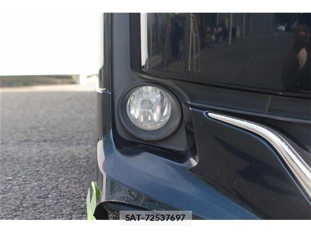 Toyota VOXY 2014-01 7226871-15