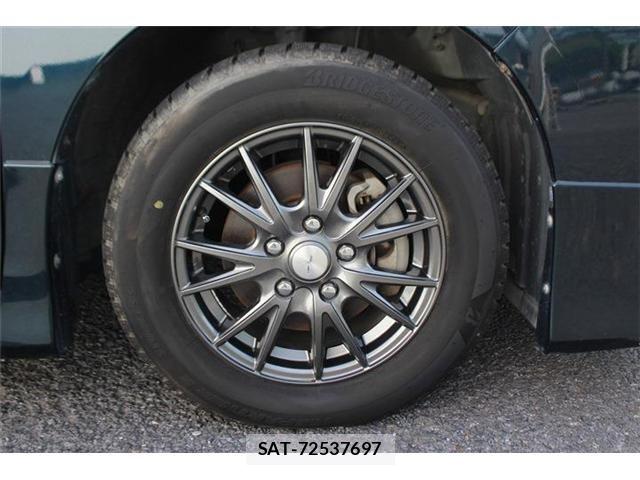 Toyota VOXY 2014-01 7226871-22