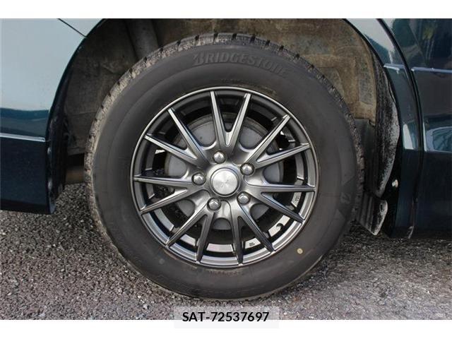 Toyota VOXY 2014-01 7226871-23