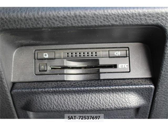 Toyota VOXY 2014-01 7226871-5
