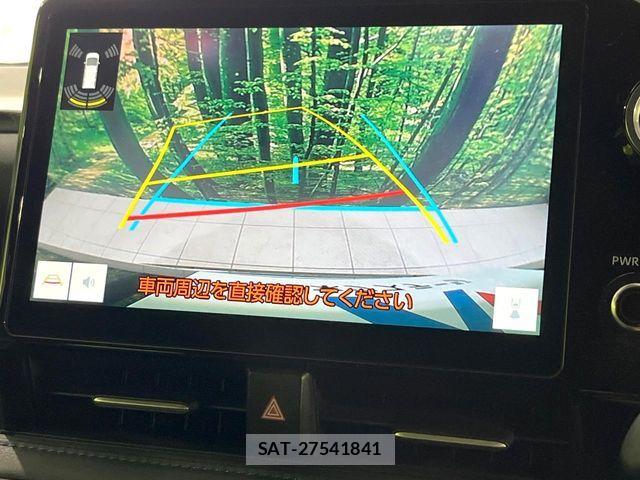 Toyota VOXY 2023-08 7226985-4