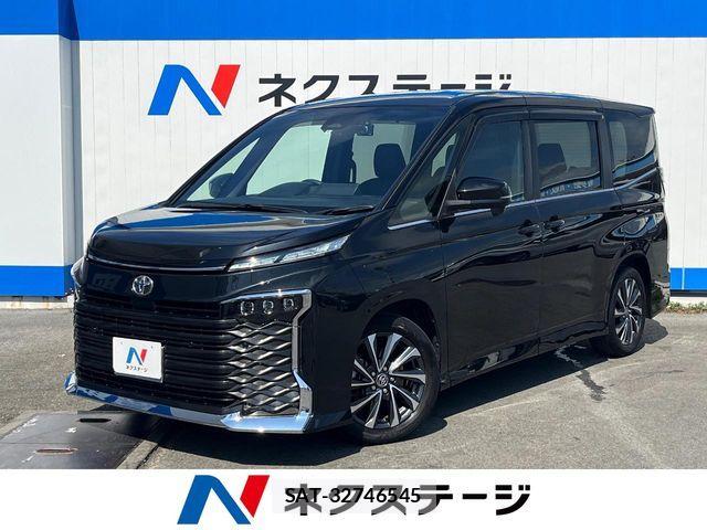 Toyota VOXY 2022-09 7226966-0