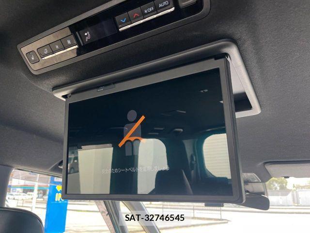 Toyota VOXY 2022-09 7226966-4
