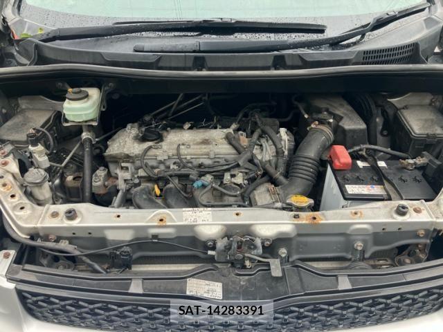 Toyota VOXY 2010-11 7226860-27