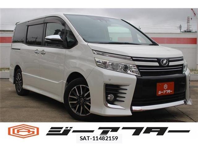 Toyota VOXY 2016-05 7226895-0