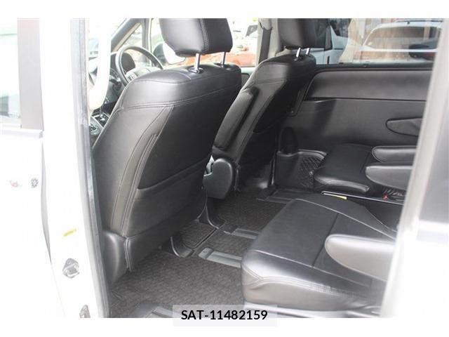 Toyota VOXY 2016-05 7226895-28