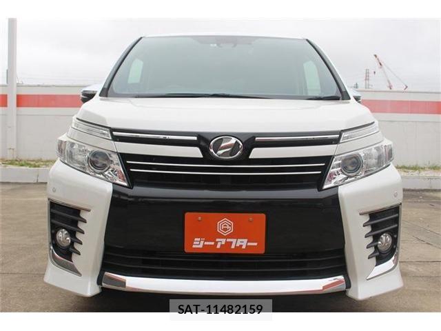Toyota VOXY 2016-05 7226895-7