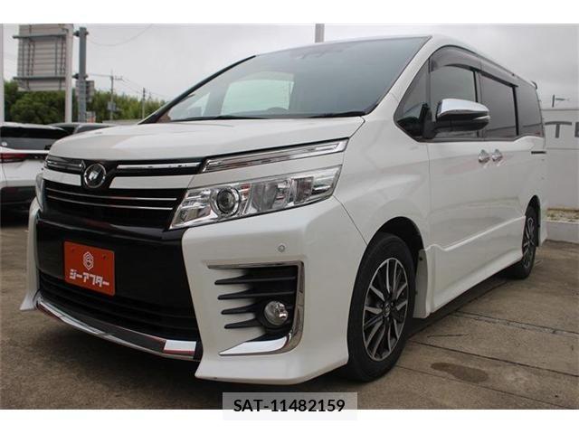Toyota VOXY 2016-05 7226895-8