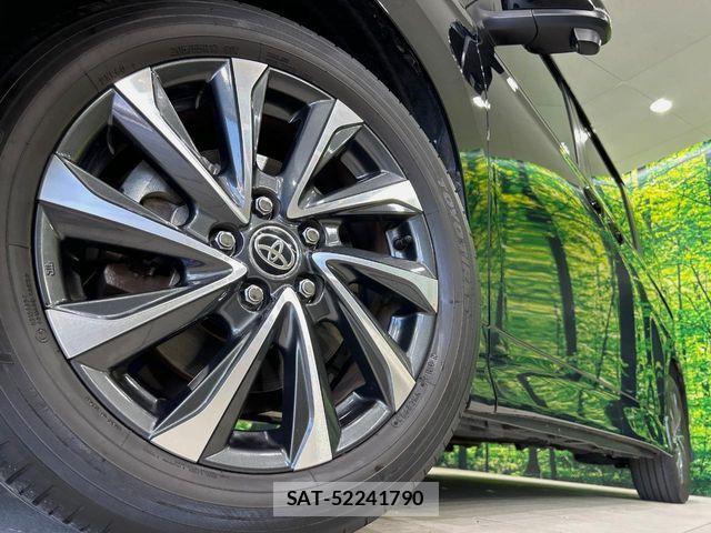 Toyota VOXY 2023-08 7226987-13