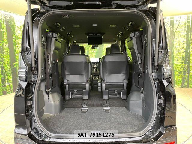 Toyota VOXY 2023-10 7226986-10