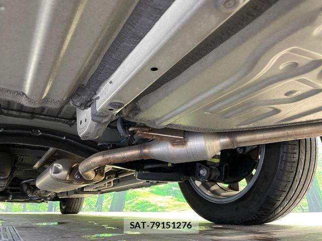 Toyota VOXY 2023-10 7226986-19