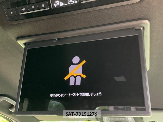 Toyota VOXY 2023-10 7226986-4