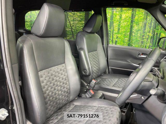 Toyota VOXY 2023-10 7226986-7