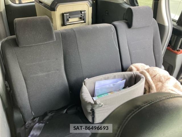 Toyota VOXY 2010-01 7226852-11