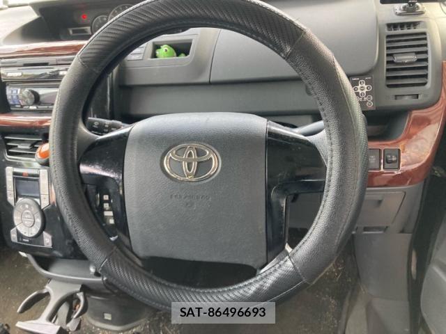Toyota VOXY 2010-01 7226852-13