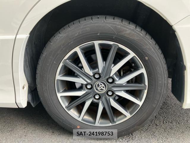 Toyota VOXY 2014-01 7226873-10