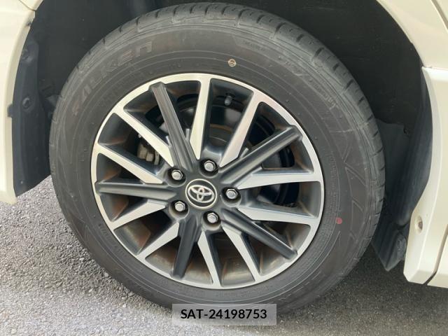 Toyota VOXY 2014-01 7226873-11