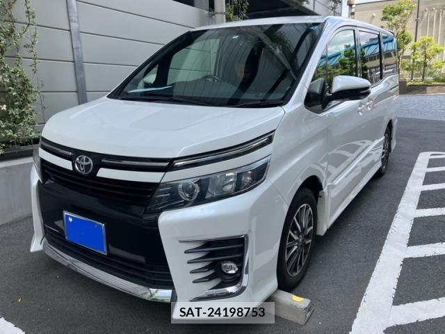 Toyota VOXY 2014-01 7226873-0