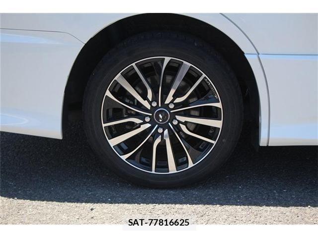 Toyota VOXY 2020-03 7226939-16