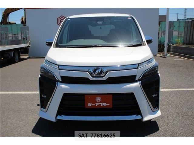 Toyota VOXY 2020-03 7226939-8