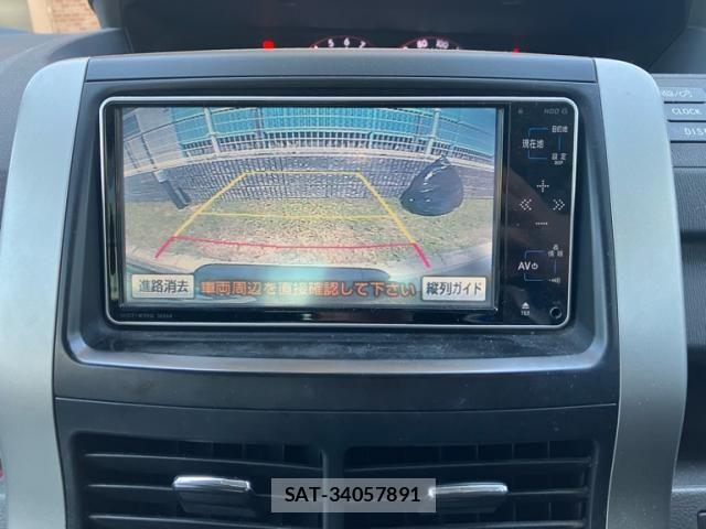 Toyota VOXY 2010-01 7226858-22