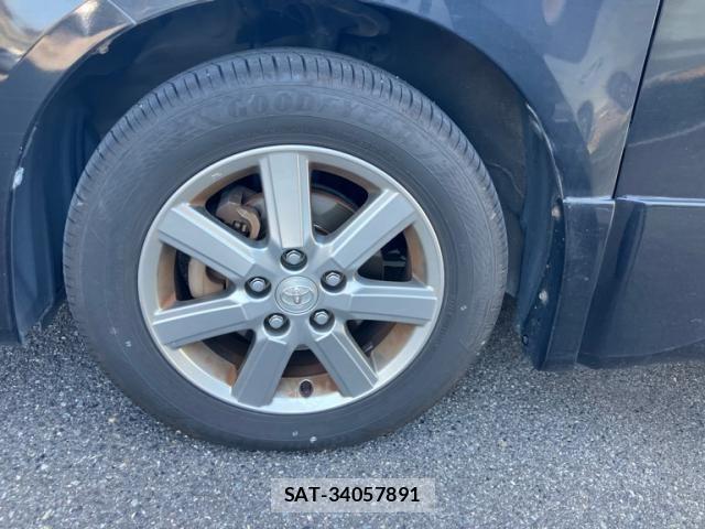 Toyota VOXY 2010-01 7226858-8