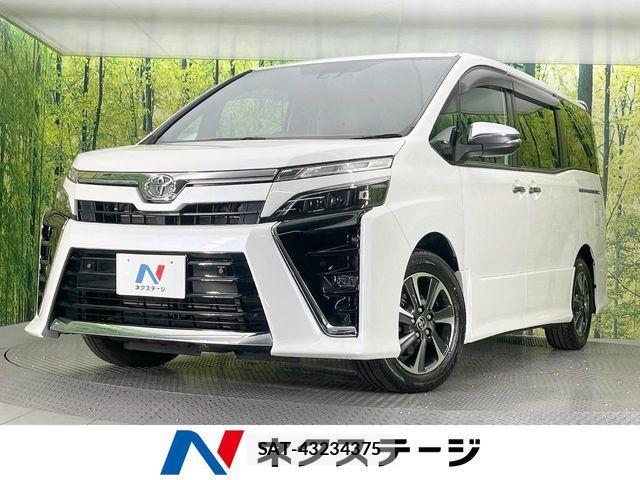 Toyota VOXY 2020-08 7226945-0