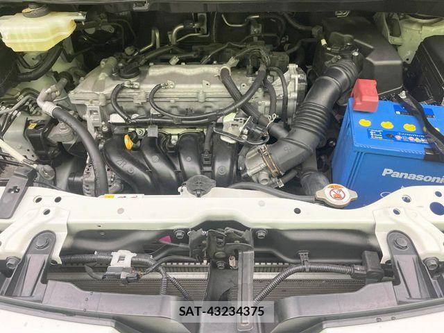 Toyota VOXY 2020-08 7226945-17
