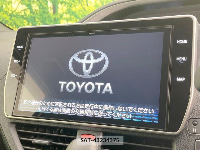 Toyota VOXY 2020-08 7226945-2