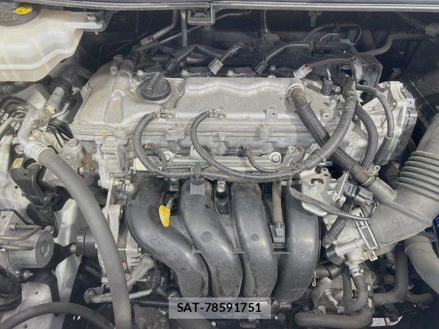Toyota VOXY 2017-06 7226905-18