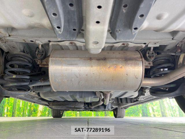 Toyota VOXY 2012-03 7226864-19