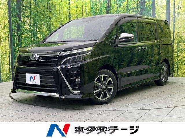 Toyota VOXY 2017-12 7226917-0